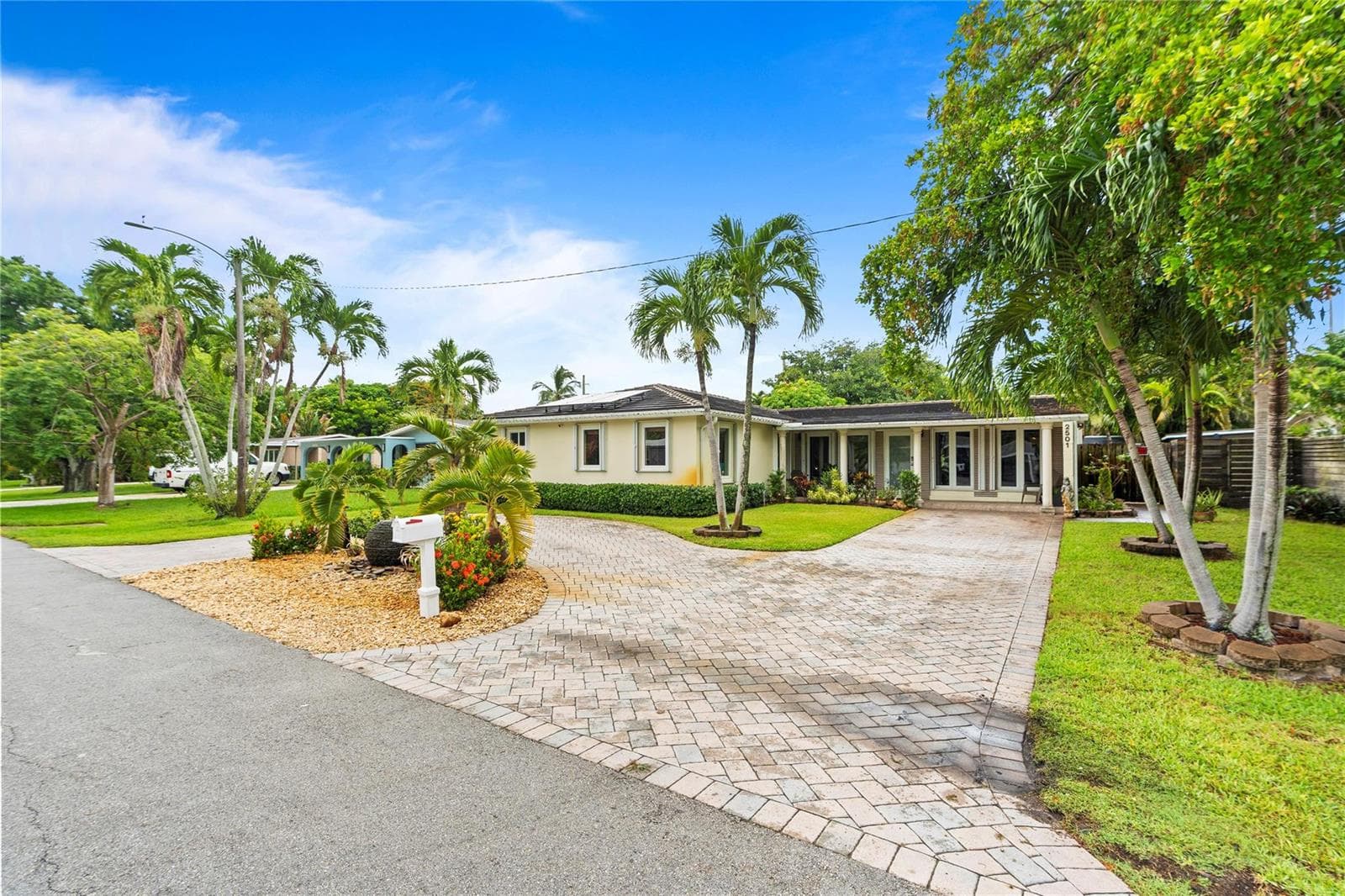 2501 NW 8th Avenue, Wilton Manors, FL 33311 — zdjęcie 3