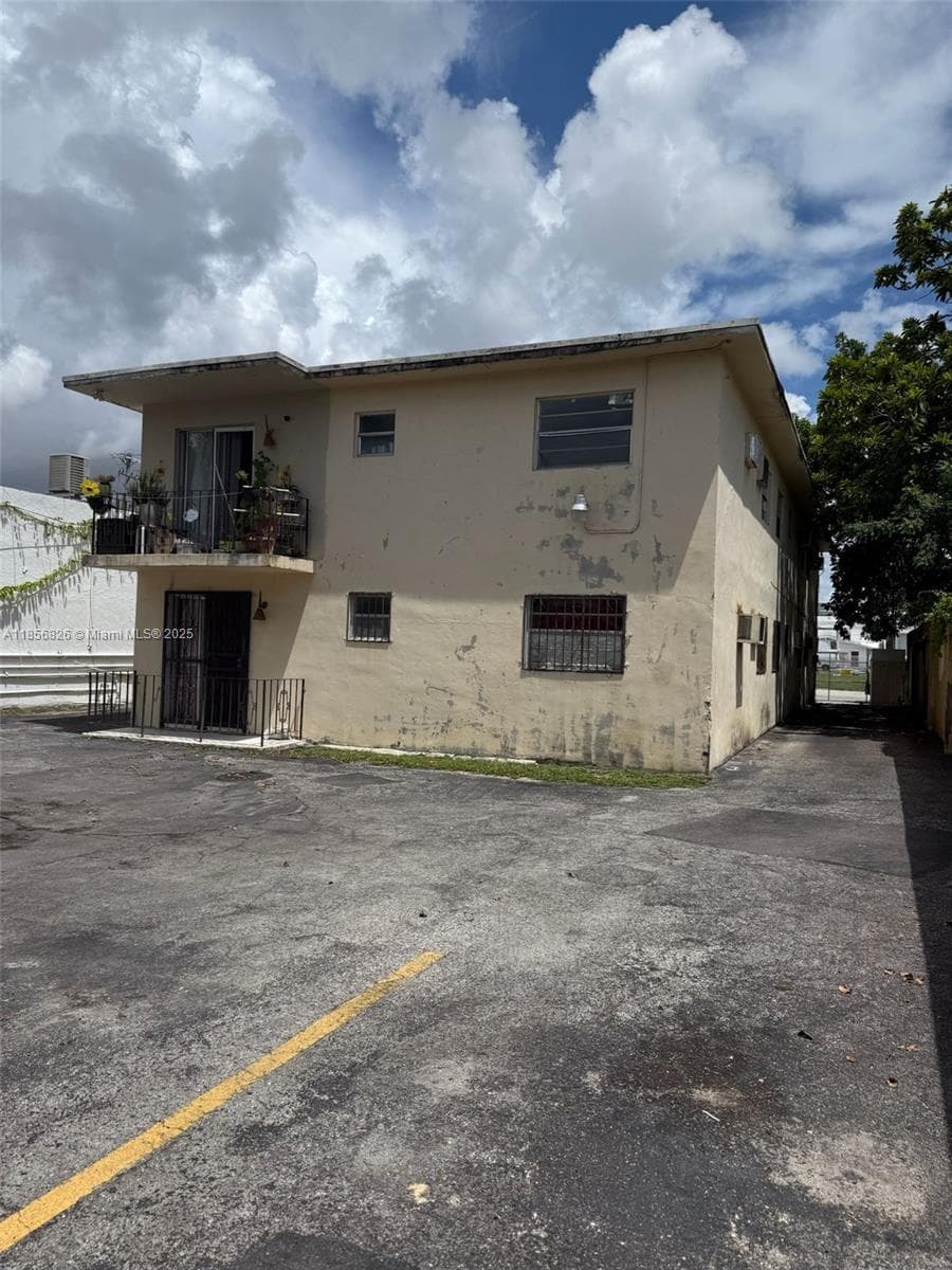 1520 SW 1st St, Miami, FL 33135 — zdjęcie 5
