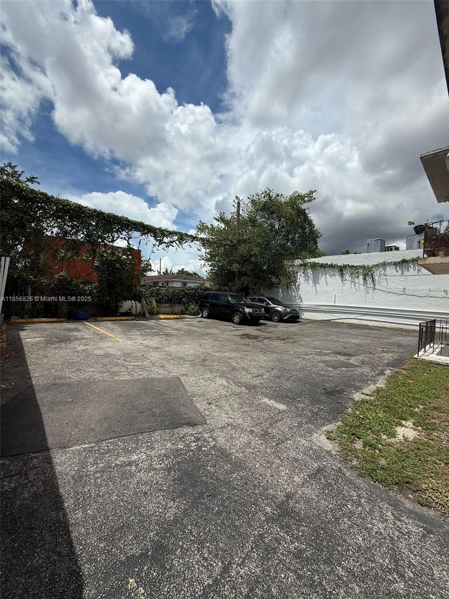 1520 SW 1st St, Miami, FL 33135 — zdjęcie 4
