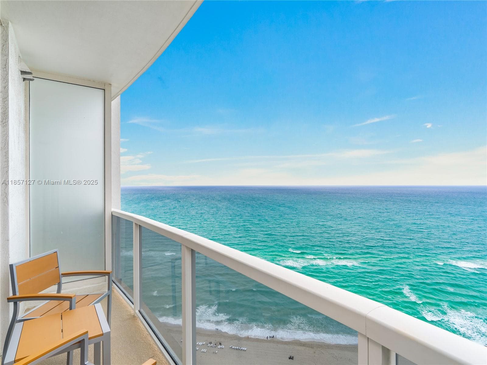18001 Collins Ave # 811, Sunny Isles Beach, FL 33160 — zdjęcie 2