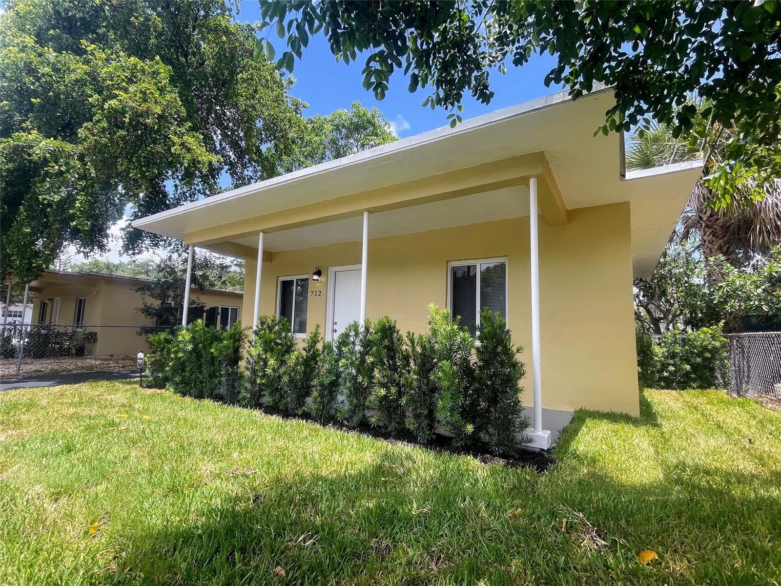 712 NW 17th Avenue, Fort Lauderdale, FL 33311 — zdjęcie 3
