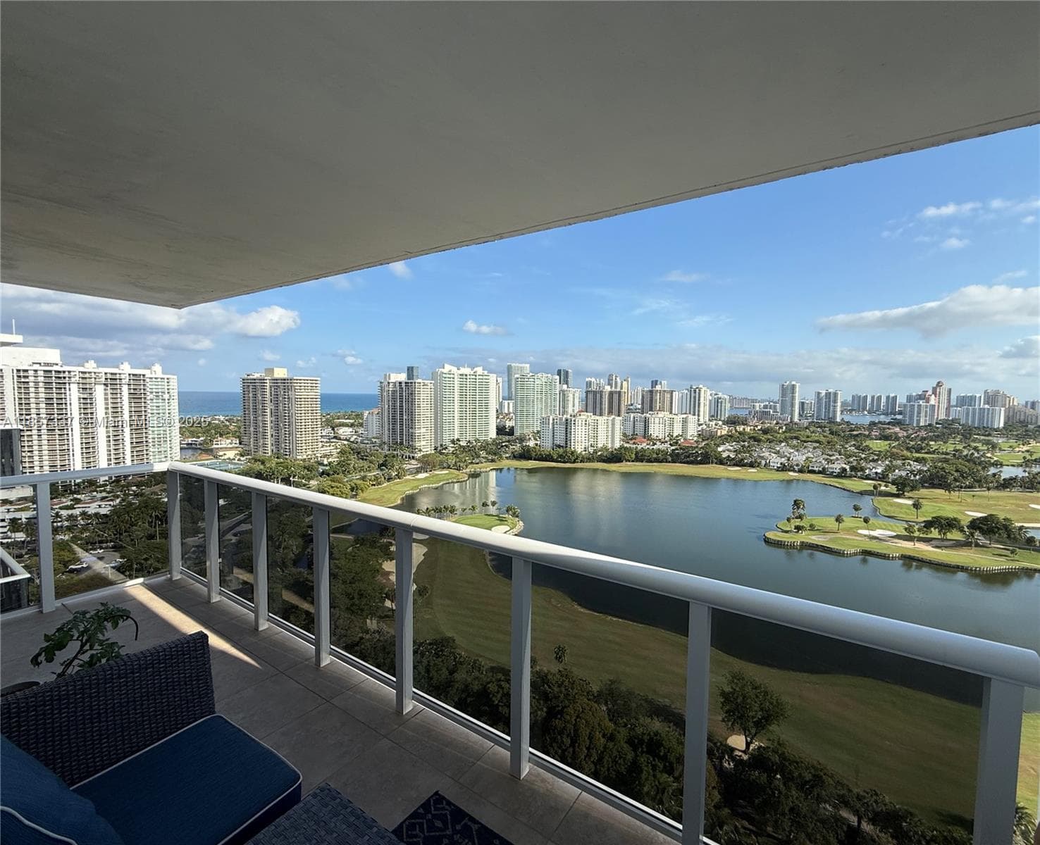 3625 N Country Club Dr # PH5, Aventura, FL 33180