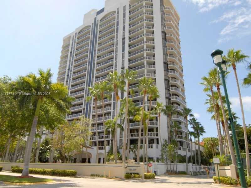 3600 YACHT CLUB DR # 1503, Aventura, FL 33180 — zdjęcie 3