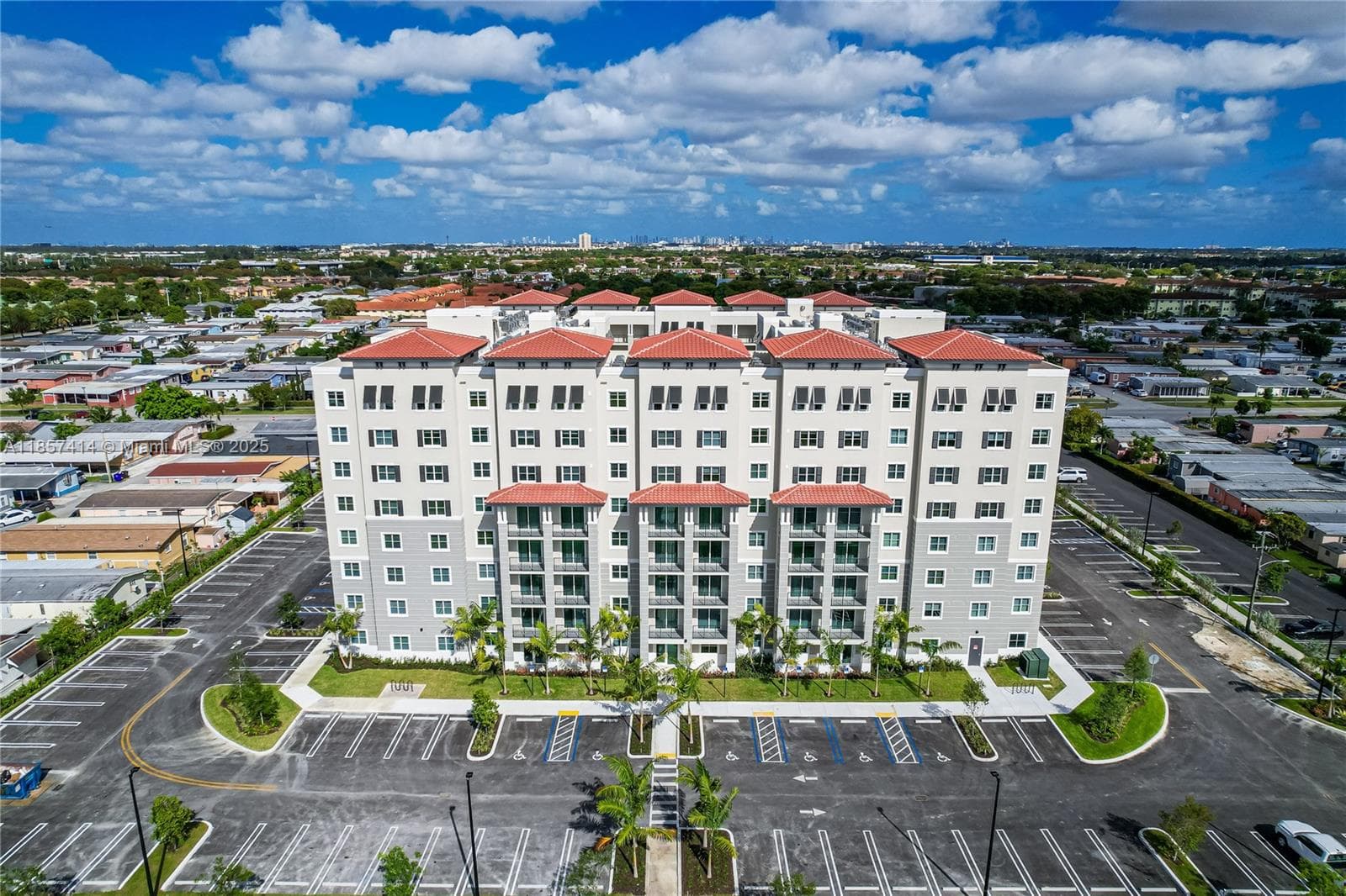 400 NW 112th Ave # 323, Sweetwater, FL 33172 — zdjęcie 2