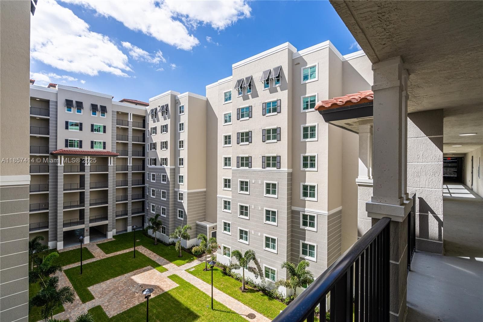 400 NW 112th Ave # 323, Sweetwater, FL 33172 — zdjęcie 3