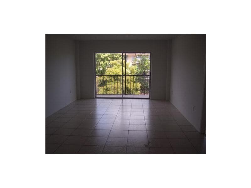 4158 Inverrary Drive # 404, Lauderhill, FL 33319 — zdjęcie 5