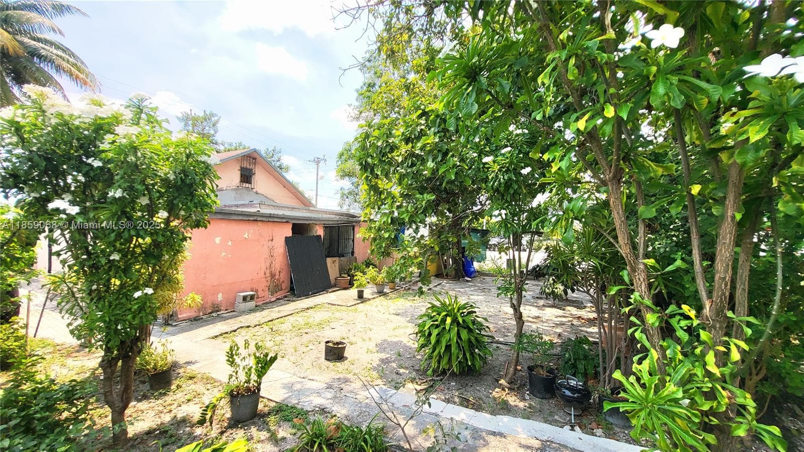 683 NW 30th St, Miami, FL 33127 — zdjęcie 5