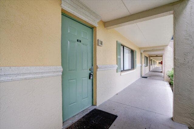 1104 Meadows Circle, Boynton Beach, FL 33436 — zdjęcie 2