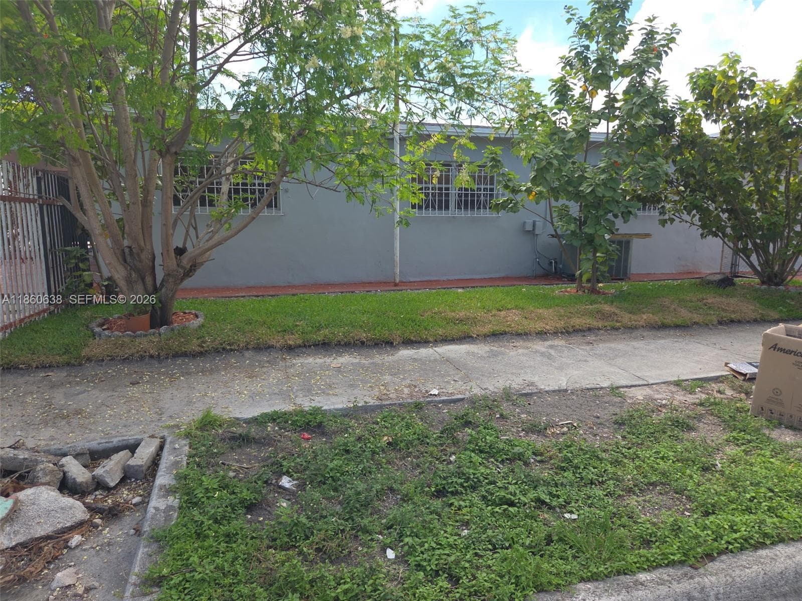 965 W 23rd St, Hialeah, FL 33010 — zdjęcie 2