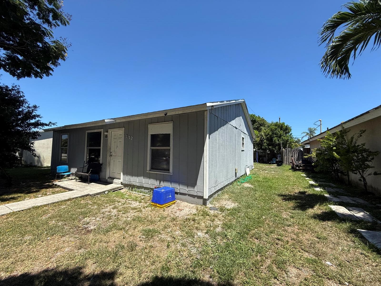332 Fleming Avenue, FL 33463 — zdjęcie 2