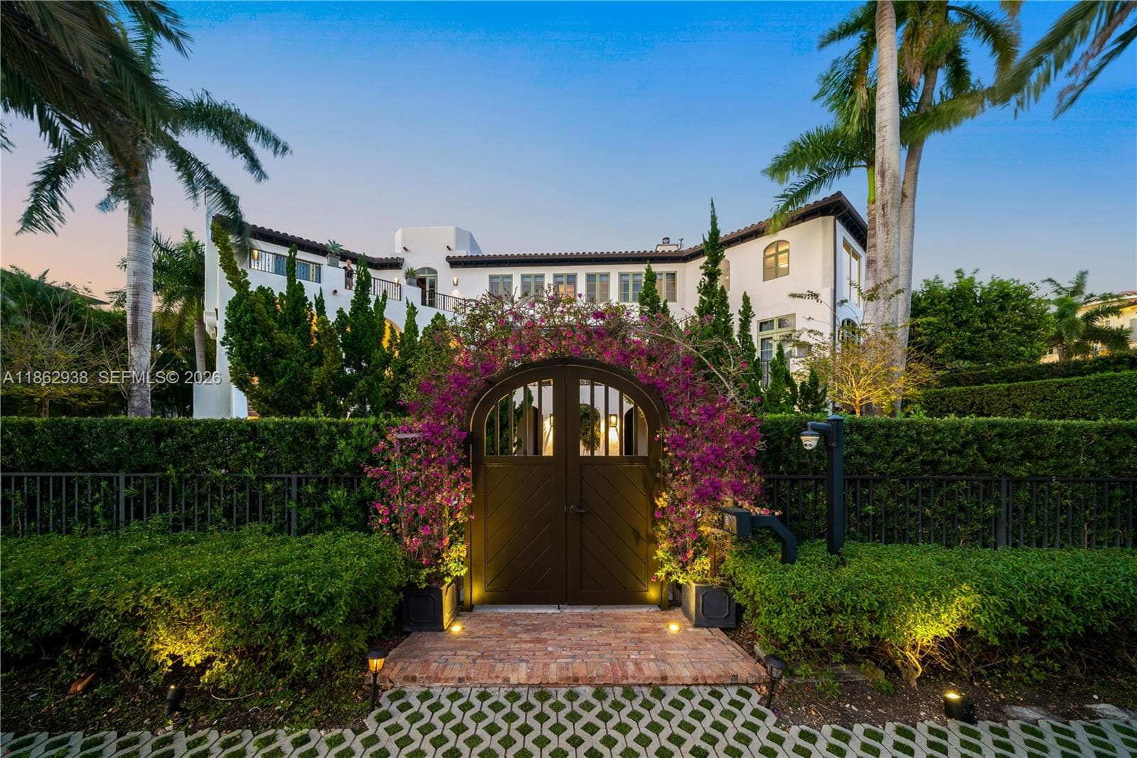 3305 S Moorings Way, Miami, FL 33133 — zdjęcie 2