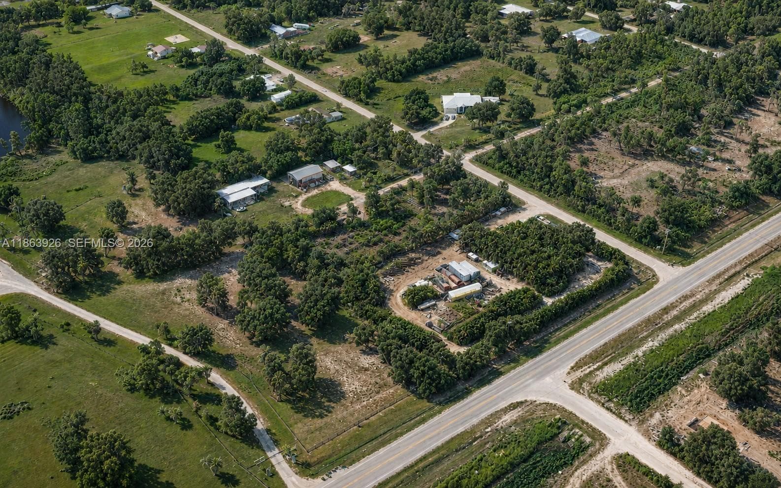 29279 Hazelwood Dr, Punta Gorda, FL 33982 — zdjęcie 2