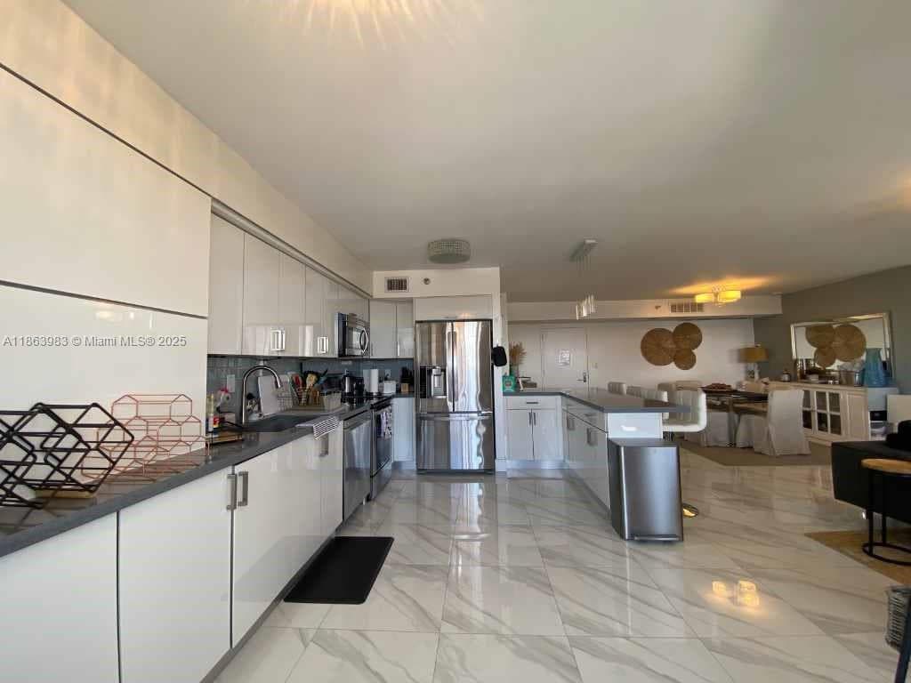 3530 Mystic Pointe Dr # 3014, Aventura, FL 33180 — zdjęcie 3