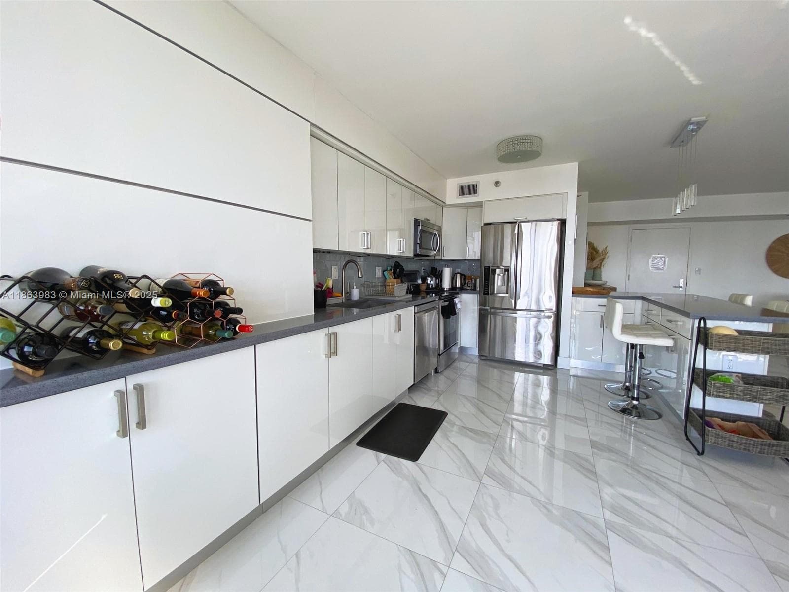 3530 Mystic Pointe Dr # 3014, Aventura, FL 33180 — zdjęcie 5