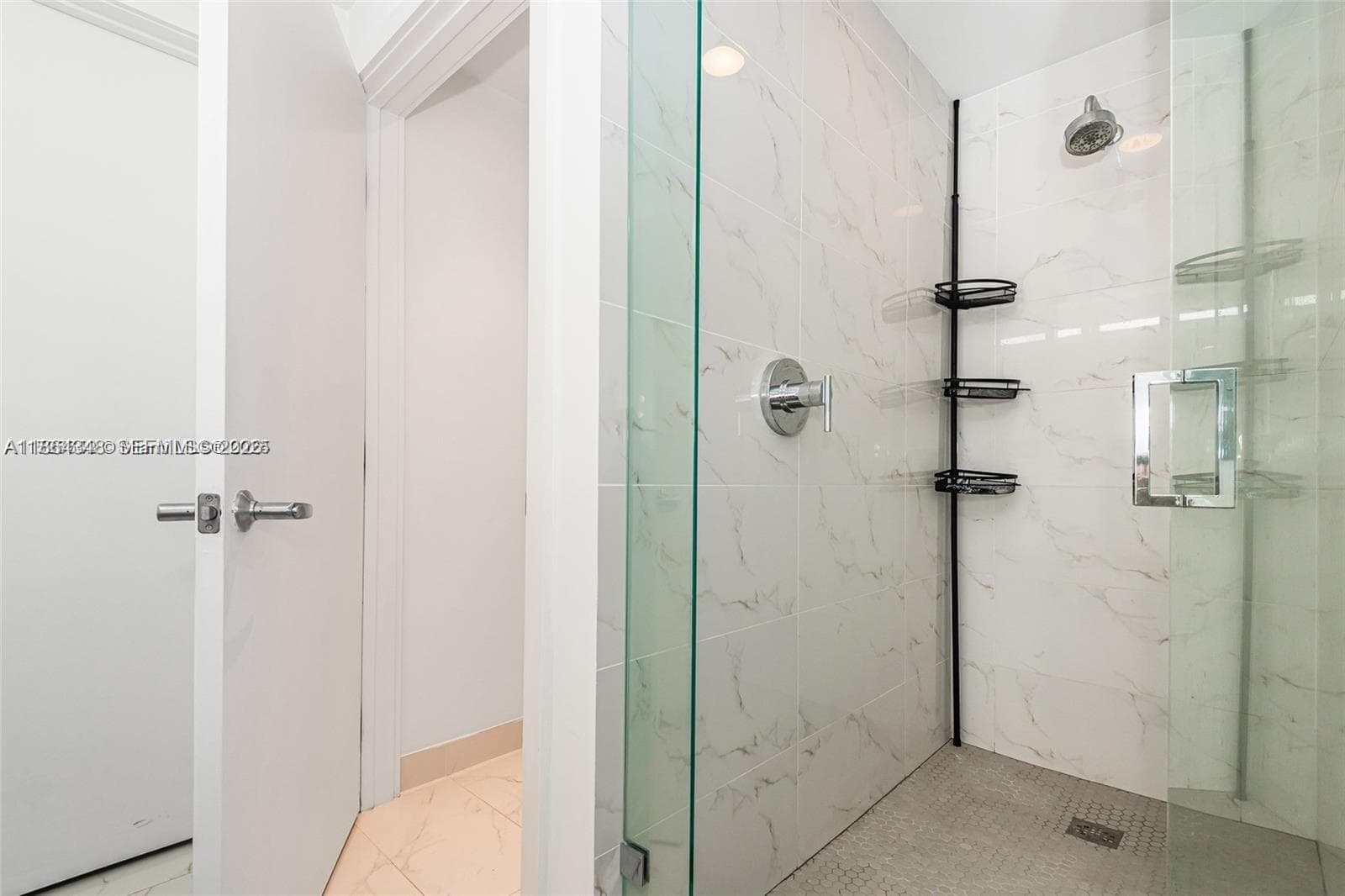 16385 Biscayne Blvd # 2118, North Miami Beach, FL 33160 — zdjęcie 5