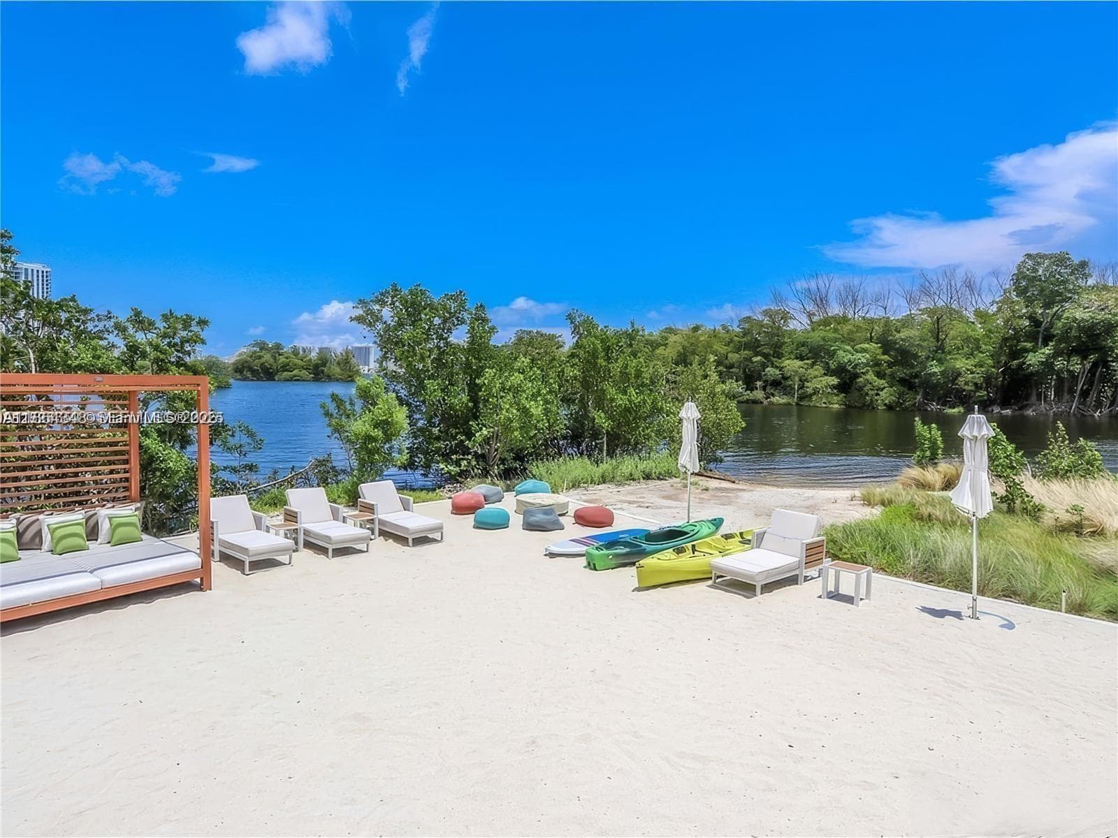 16385 Biscayne Blvd # 2118, North Miami Beach, FL 33160 — zdjęcie 4