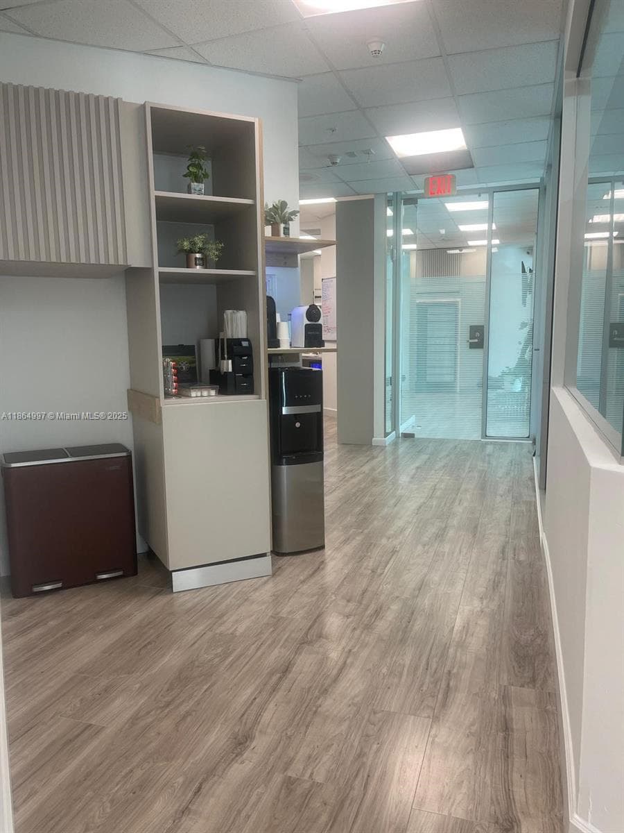1900 N Bayshore Dr # 1A, Miami, FL 33132