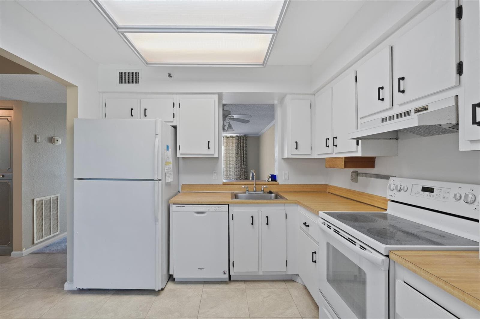 4550 NW 18th Avenue # 301, Deerfield Beach, FL 33064 — zdjęcie 3