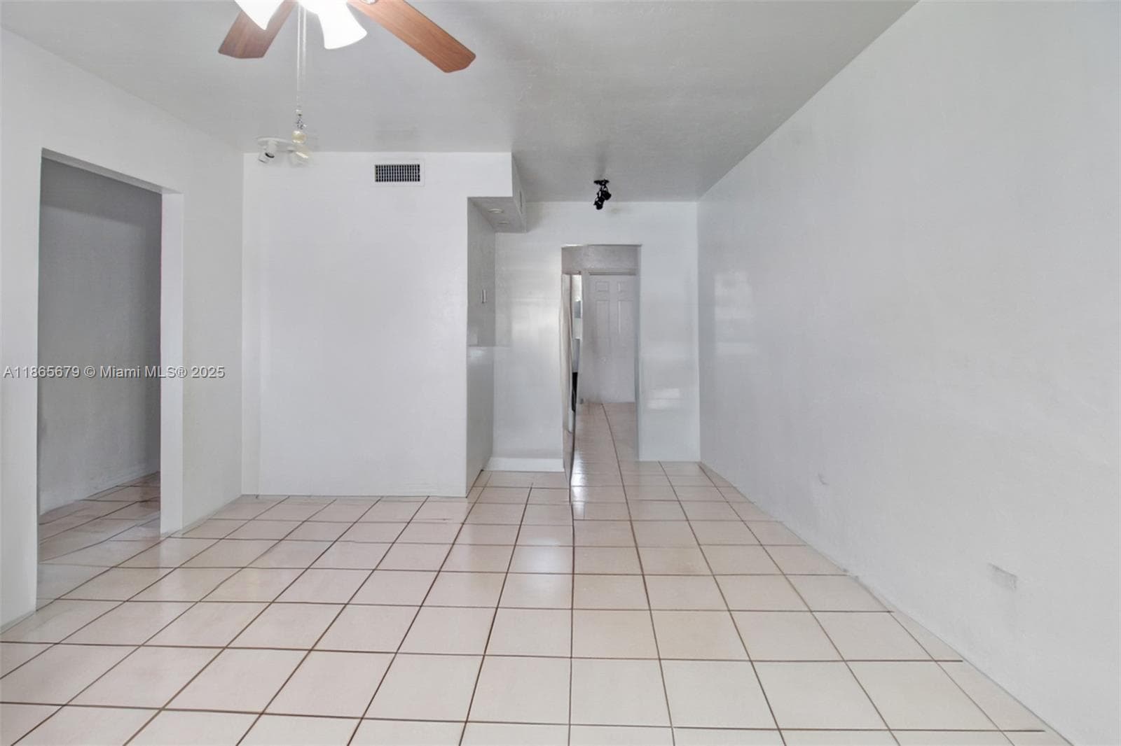 3451 SW 11th St # 8A, Miami, FL 33135 — zdjęcie 5