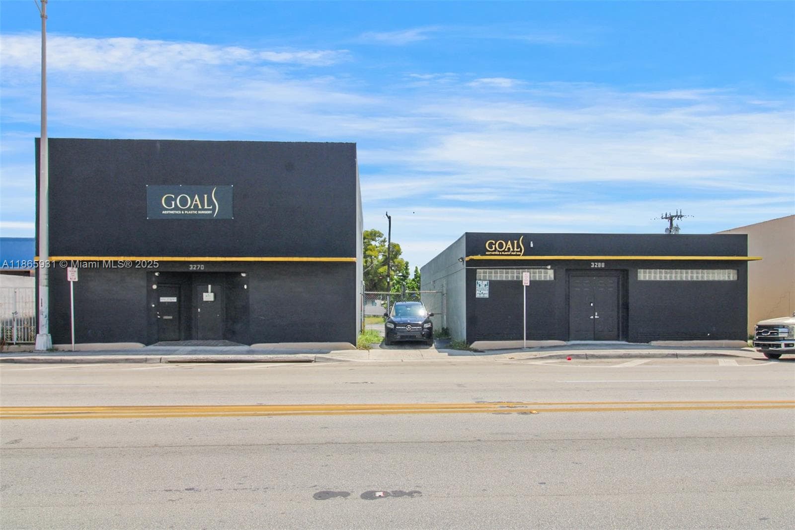 3270 NW 36th St, Miami, FL 33142 — zdjęcie 4