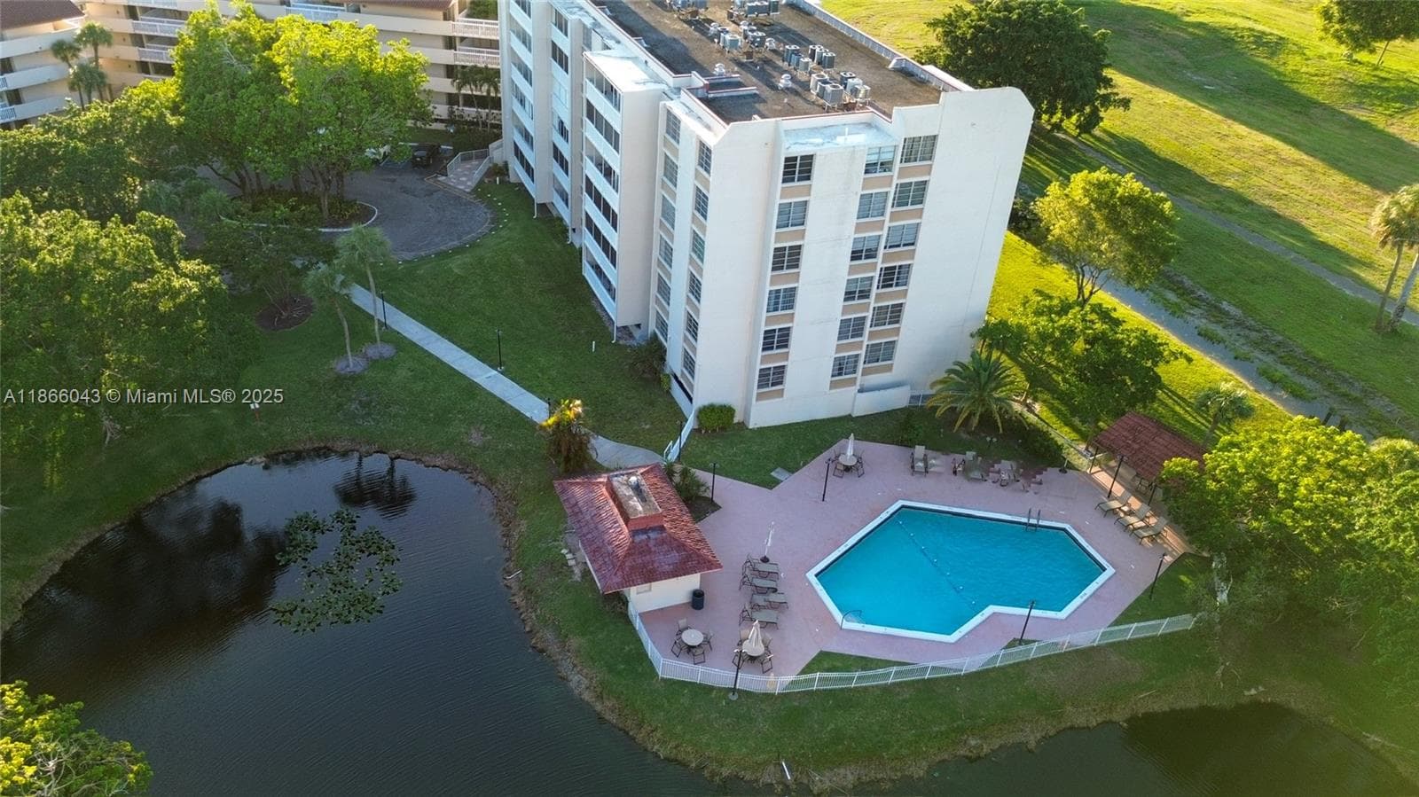 7051 Environ Blvd # 431, Lauderhill, FL 33319 — zdjęcie 4