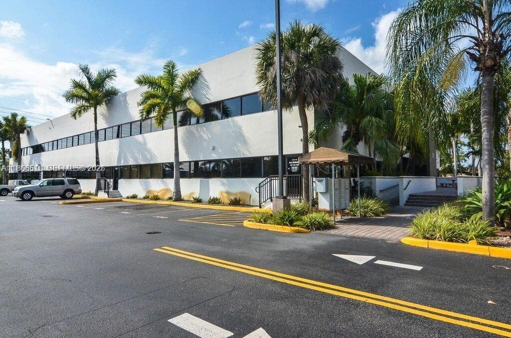5600 SW 135th Ave, Miami, FL 33183