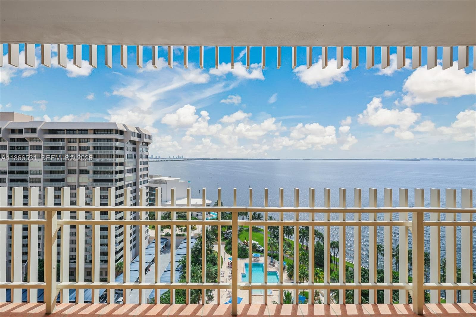 2 Grove Isle Dr # B1603, Miami, FL 33133 — zdjęcie 2