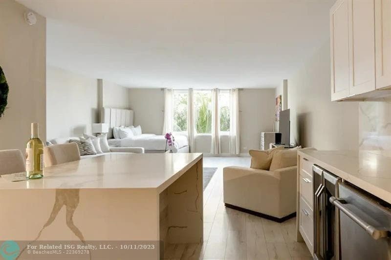2301 Collins Avenue # 327, Miami Beach, FL 33139 — zdjęcie 3
