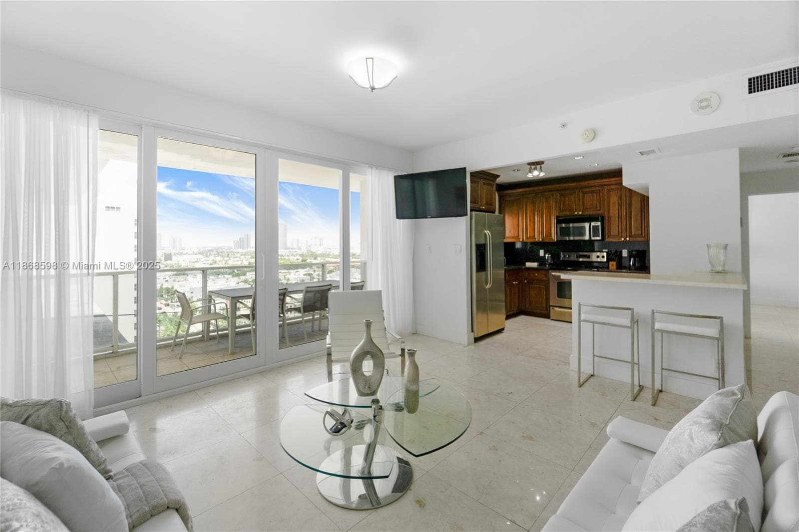 100 Lincoln Rd # PH14, Miami Beach, FL 33139 — zdjęcie 5