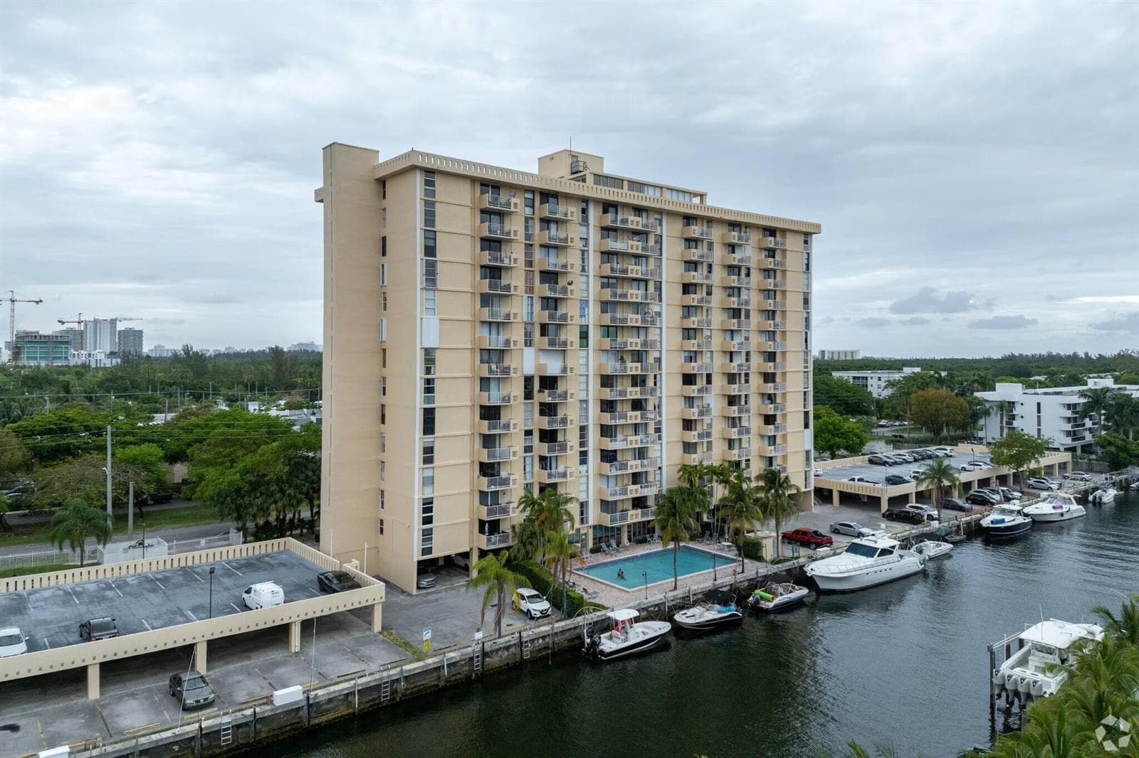 2350 NE 135th Street # 203, North Miami, FL 33181 — zdjęcie 2