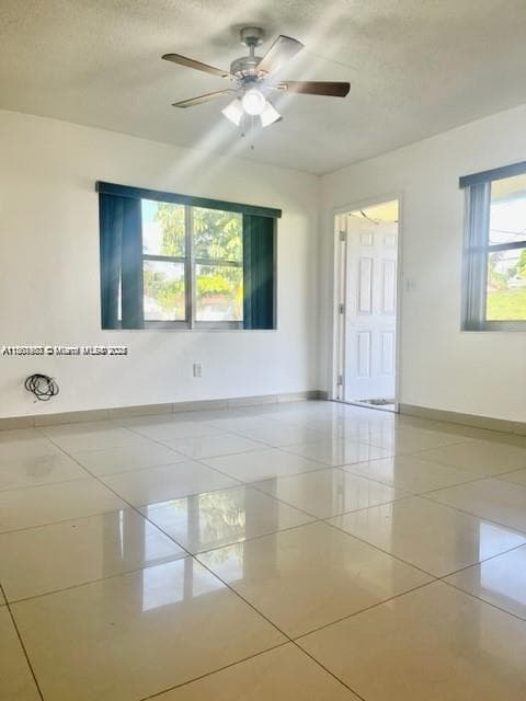 310 SW 10th Ter, Hallandale Beach, FL 33009 — zdjęcie 5