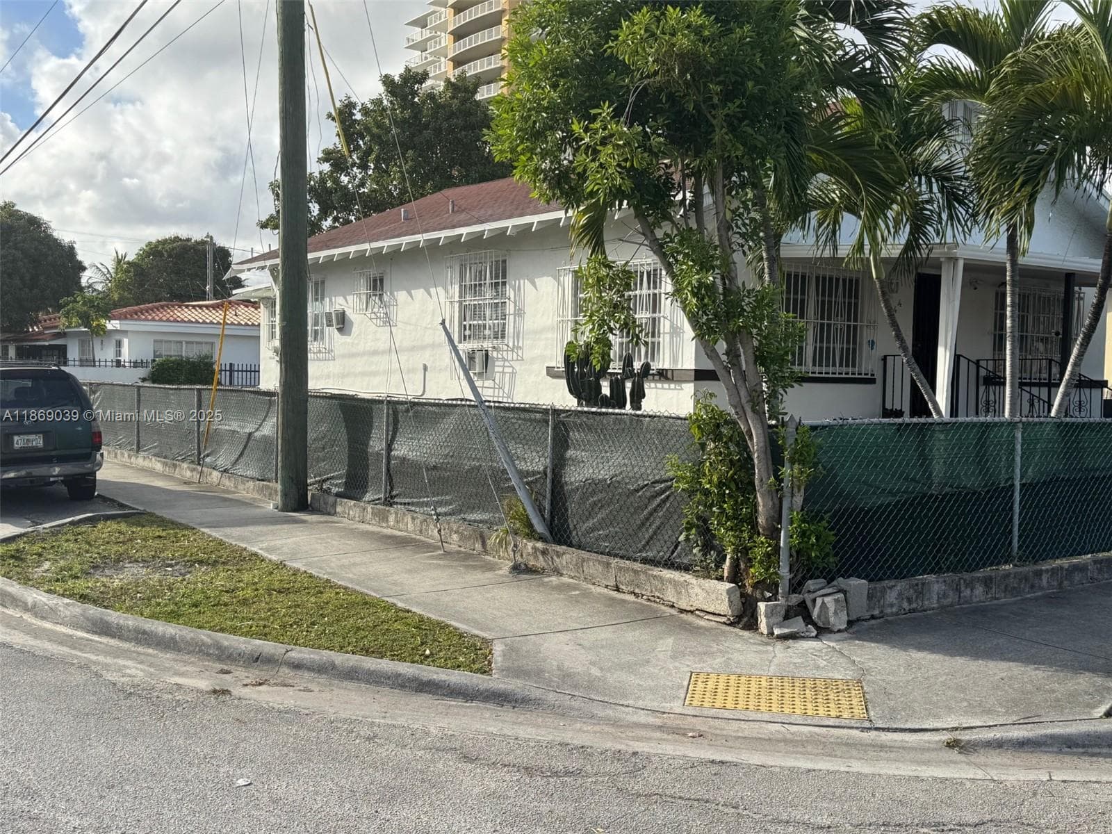 844 SW 8th Ct, Miami, FL 33130 — zdjęcie 3