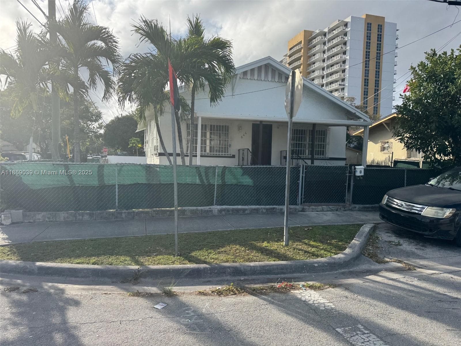 844 SW 8th Ct, Miami, FL 33130 — zdjęcie 5