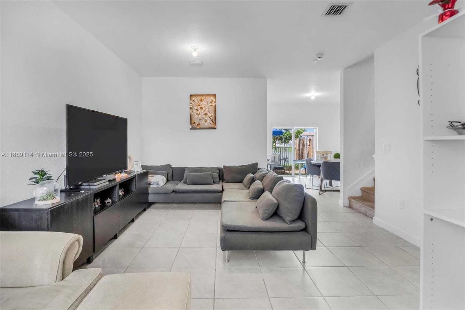 12774 NW 22nd Pl, Miami, FL 33167 — zdjęcie 2