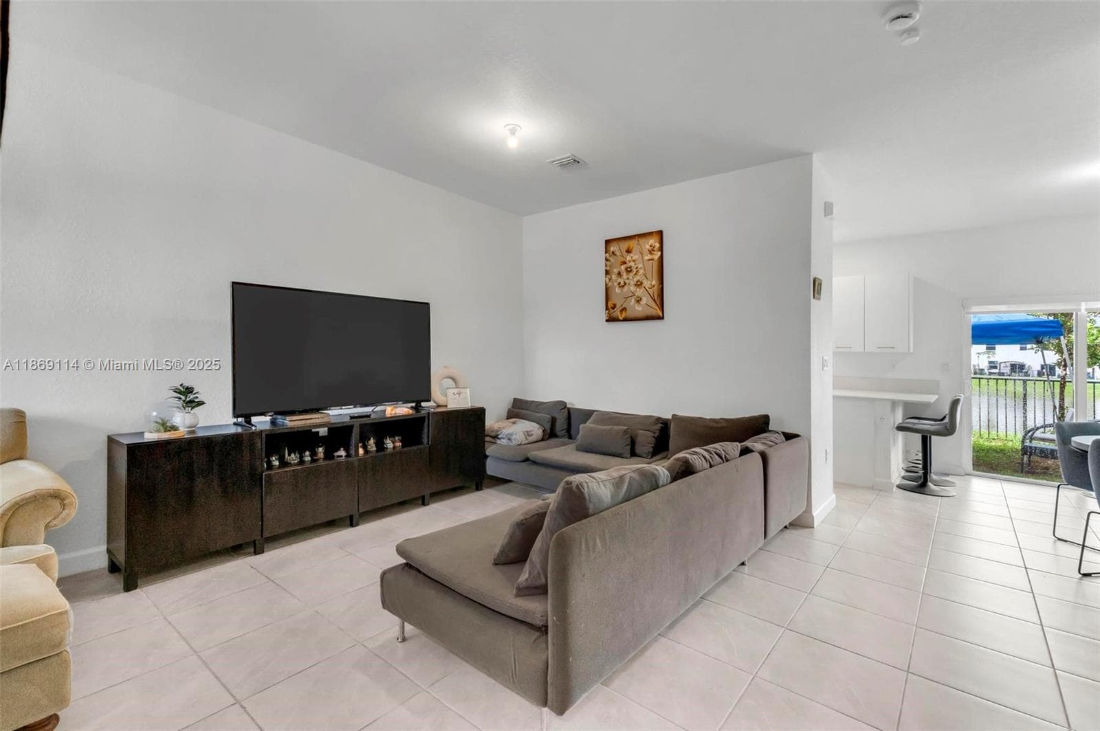 12774 NW 22nd Pl, Miami, FL 33167 — zdjęcie 3