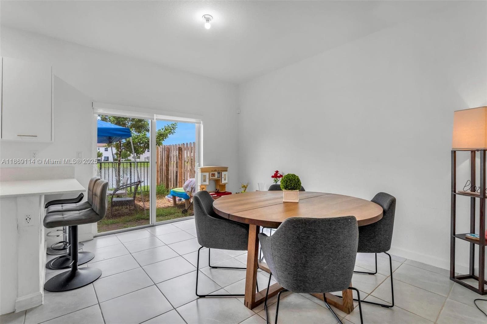 12774 NW 22nd Pl, Miami, FL 33167 — zdjęcie 5