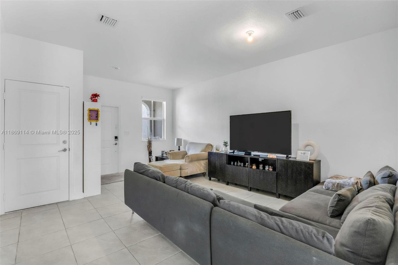 12774 NW 22nd Pl, Miami, FL 33167 — zdjęcie 4