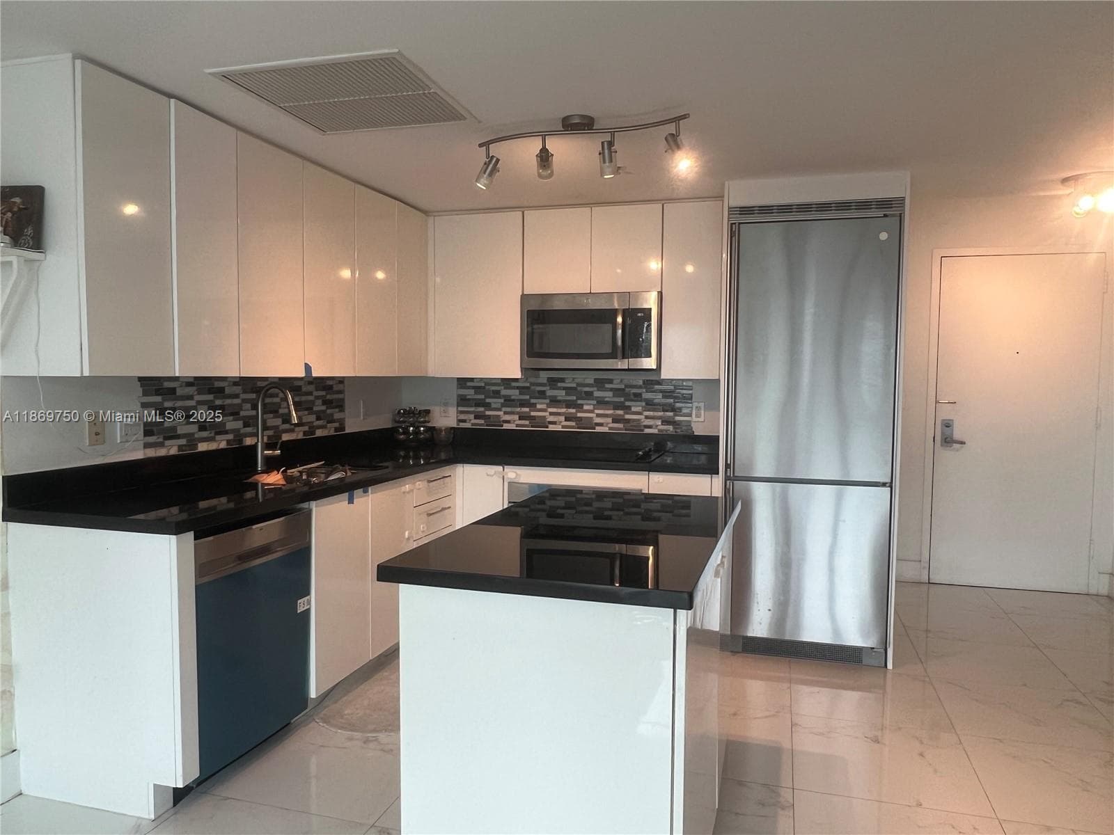 92 SW 3rd St # 3803, Miami, FL 33130 — zdjęcie 4