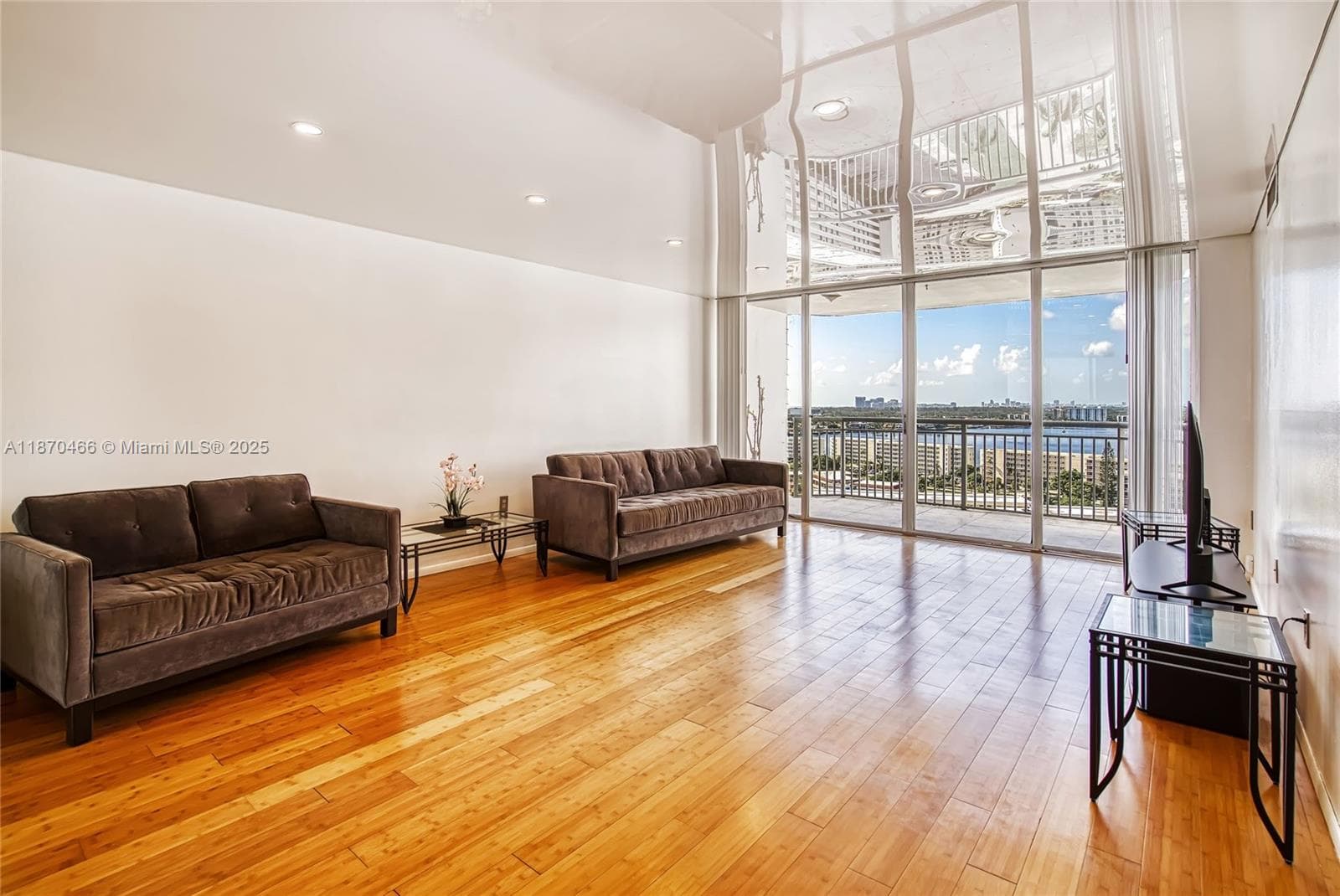 18021 Biscayne Blvd # 1604, Aventura, FL 33160 — zdjęcie 3