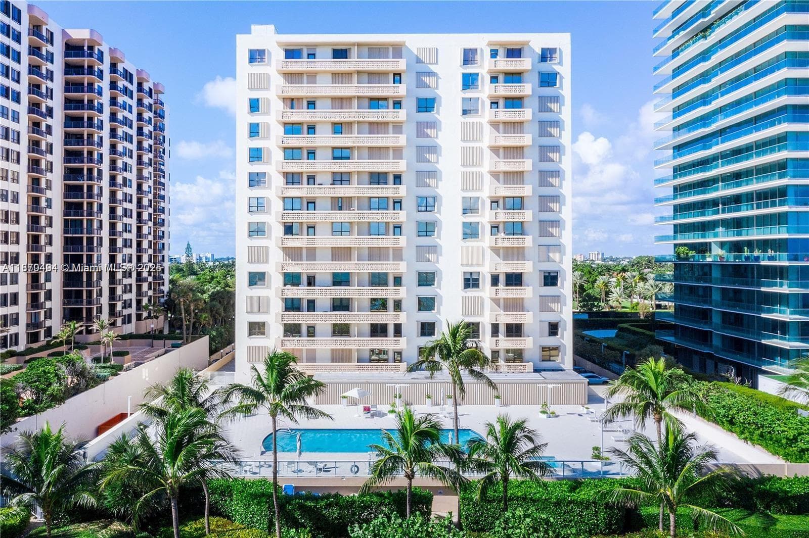 10185 Collins Ave # 319, Bal Harbour, FL 33154