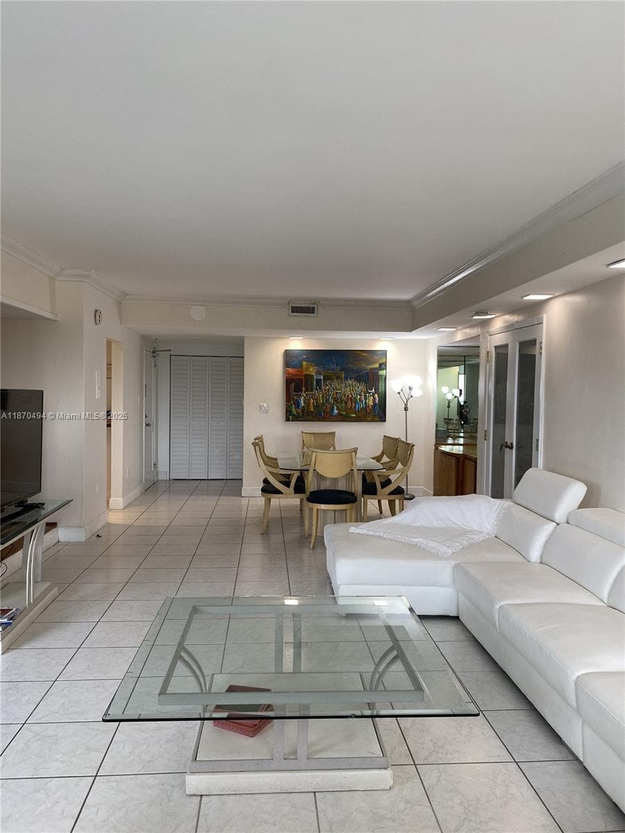 10185 Collins Ave # 319, Bal Harbour, FL 33154 — zdjęcie 5