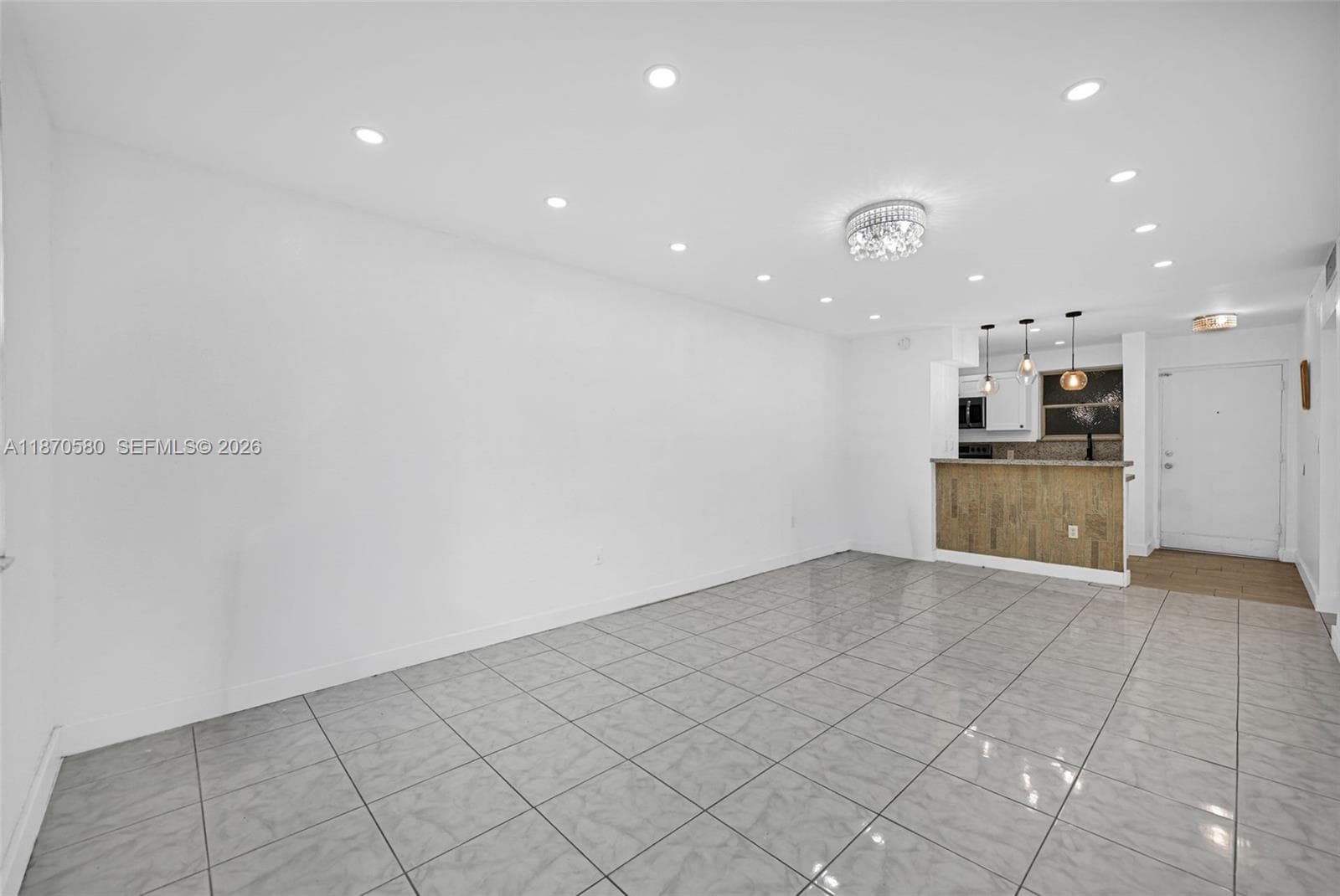 13101 Memorial Hwy # 104, North Miami, FL 33161 — zdjęcie 2