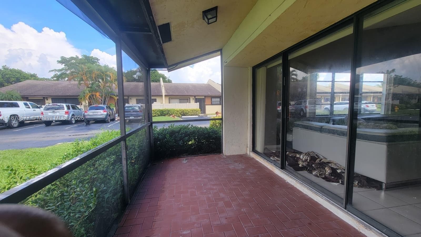 715 Banks Rd, Margate, FL 33063 — zdjęcie 3