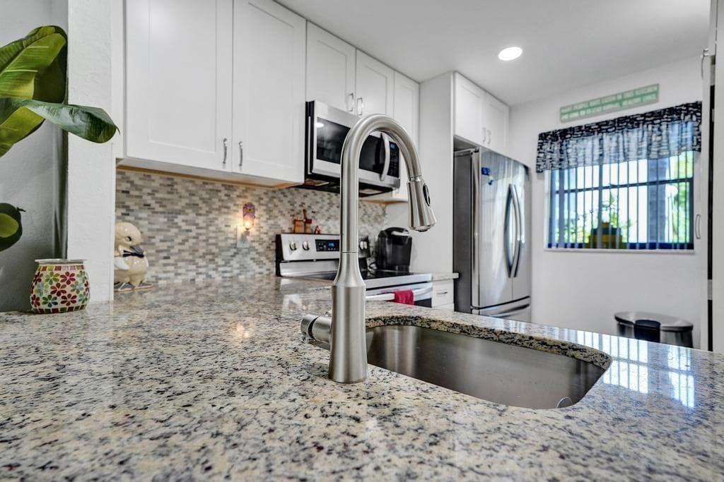 3060 Holiday Springs Boulevard # 106, Margate, FL 33063 — zdjęcie 2