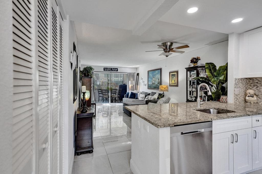 3060 Holiday Springs Boulevard # 106, Margate, FL 33063 — zdjęcie 3