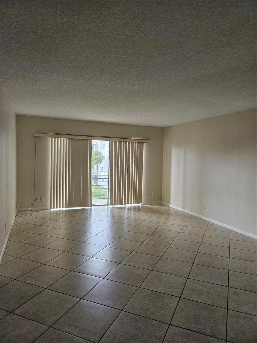 608 NE 2nd Street # 341, Dania Beach, FL 33004 — zdjęcie 2