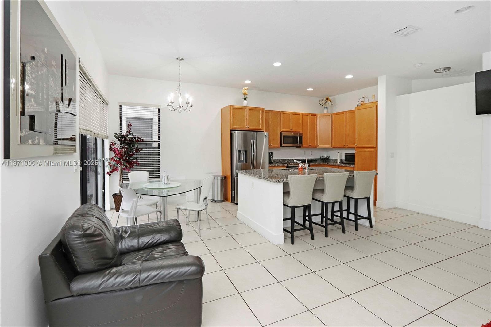 3293 W 98th Pl, Hialeah, FL 33018 — zdjęcie 5