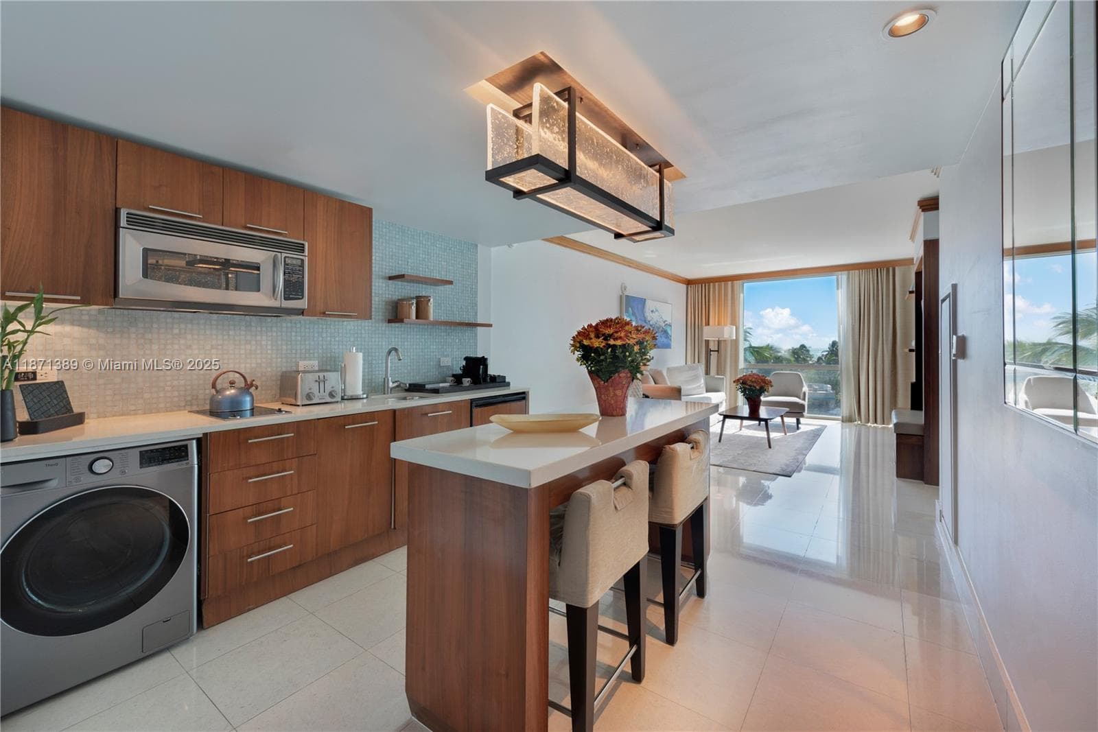 6801 Collins Ave # 418 (deed 407), Miami Beach, FL 33141 — zdjęcie 2