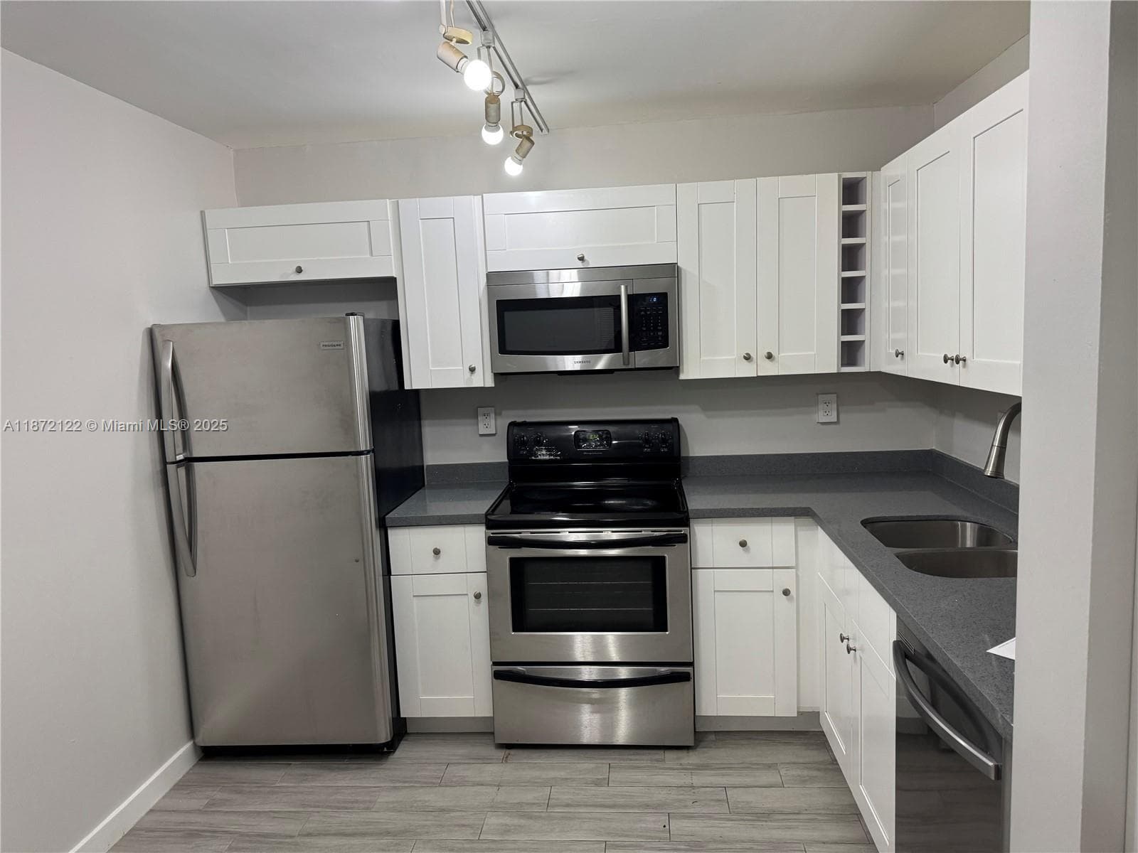 721 N Pine Island Rd # 201, Plantation, FL 33324 — zdjęcie 5