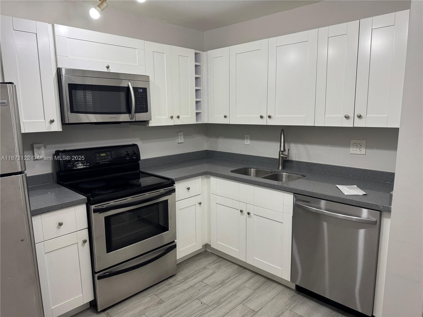 721 N Pine Island Rd # 201, Plantation, FL 33324 — zdjęcie 4